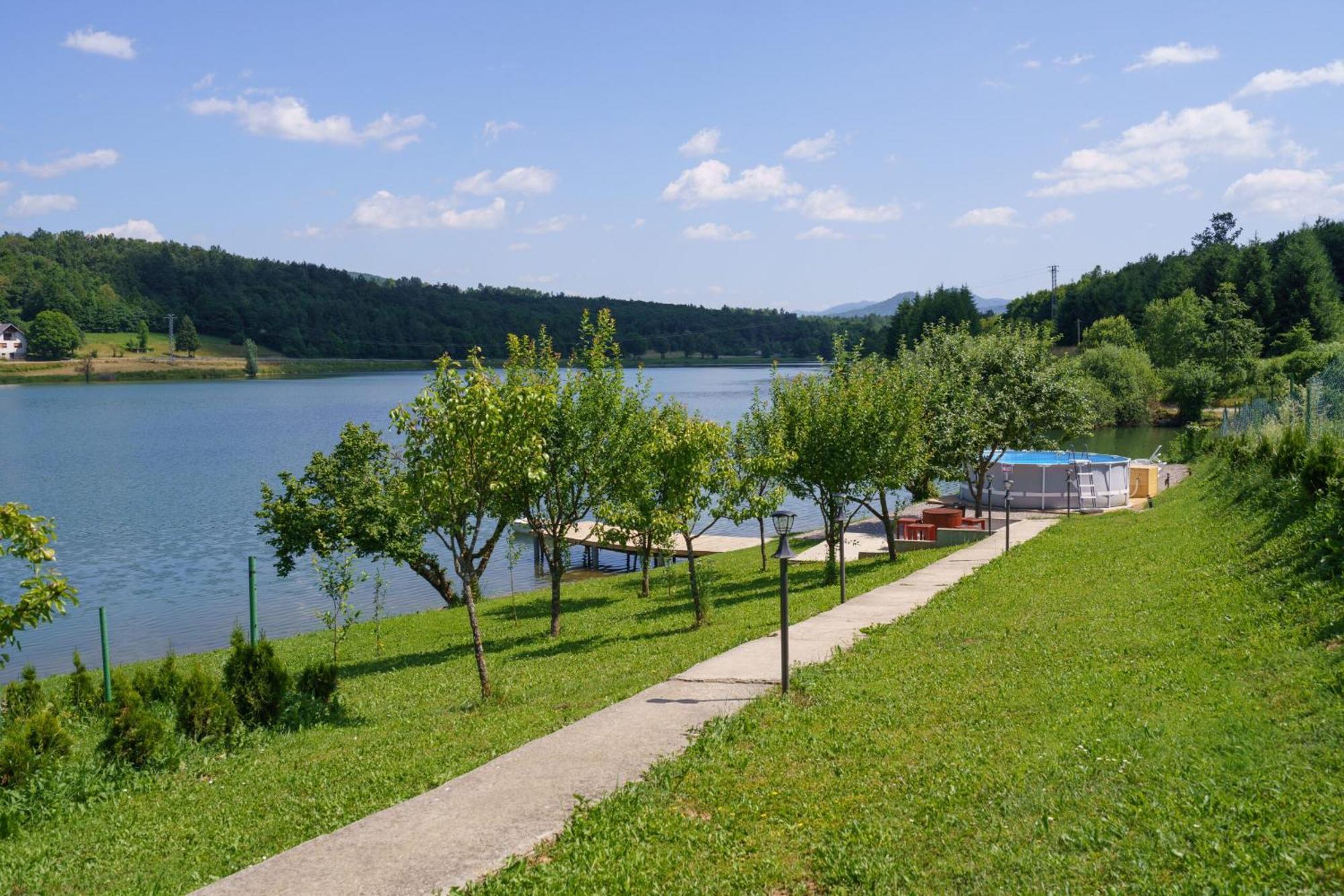 Kuca Za Odmor Jezero Villa Ogulin Eksteriør bilde